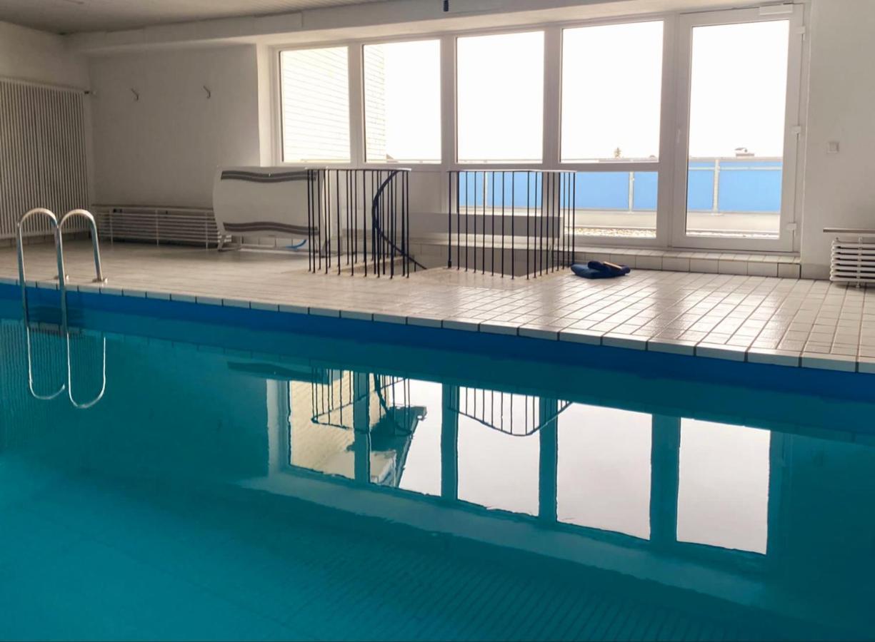 Apartamento Traum-Maisonette Auf 1.000M Mit Pool Und Sauna Schönwalde Habitación foto